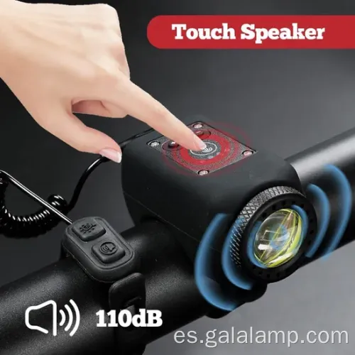 Luz de bicicleta colocada con bocina y carga USB